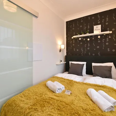 Kiralykut 1 - Ingyen Parkolas, Bicajok, Ac Apartment