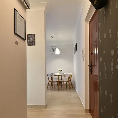 Apartment Kiralykut 1 - Ingyen Parkolas, Bicajok, Ac *